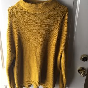 Half turtleneck crewneck sweater